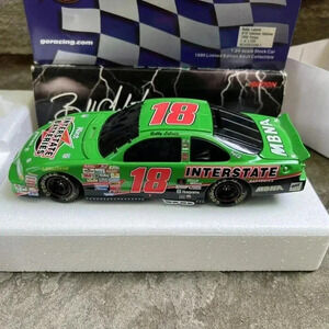 COLLECTIBLE NASCAR Bobby Labonte #18 Interstate Batteries 1:24 Scale Diecast